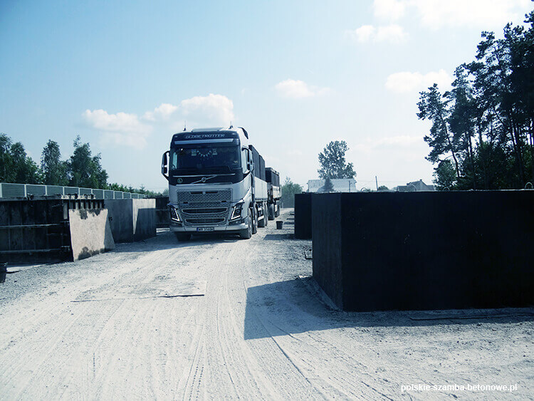 Transport szamb betonowych  w Kępnie